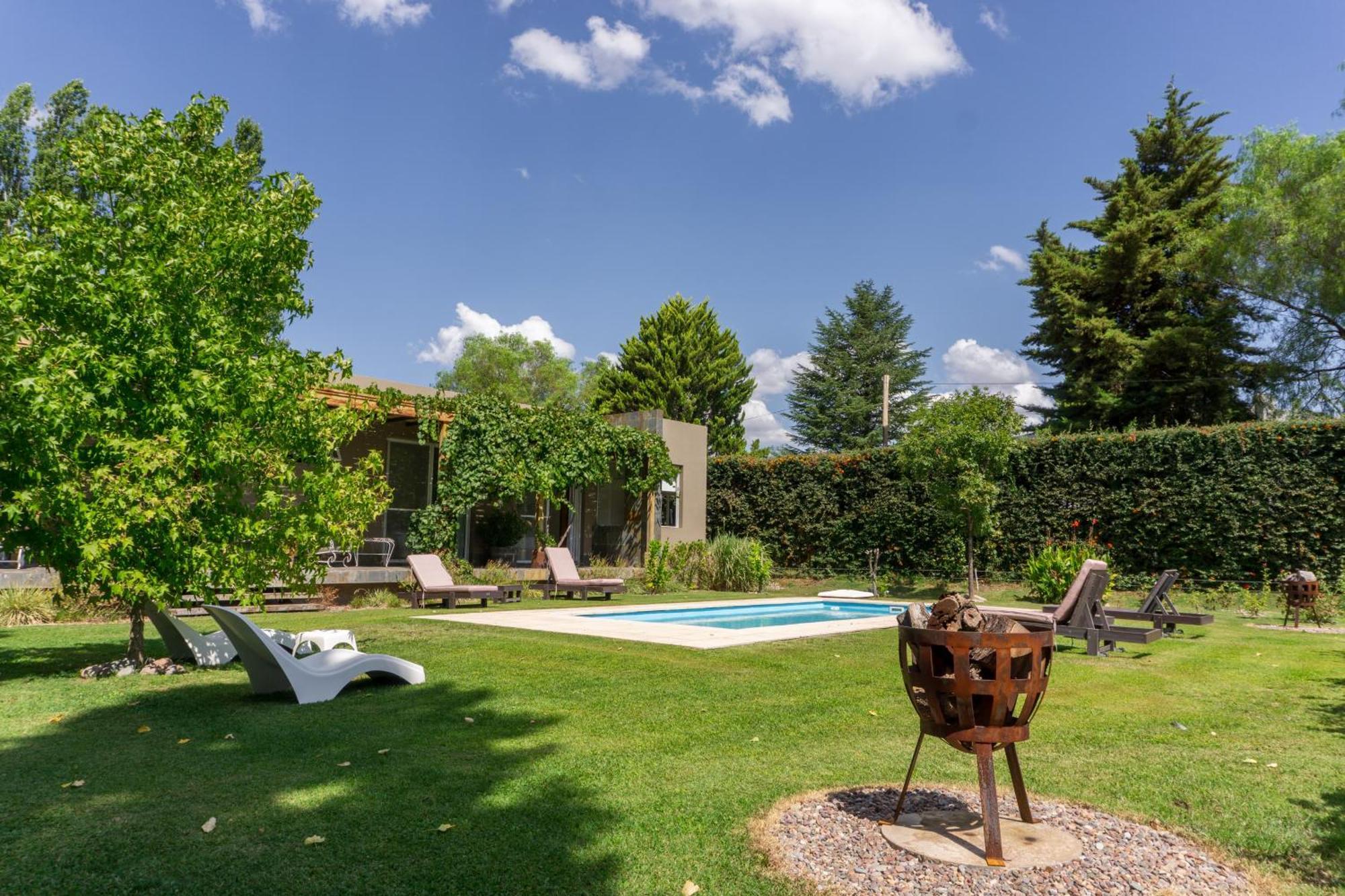 Lujan de Cuyo Villa Mansa (Adults Only) מראה חיצוני תמונה